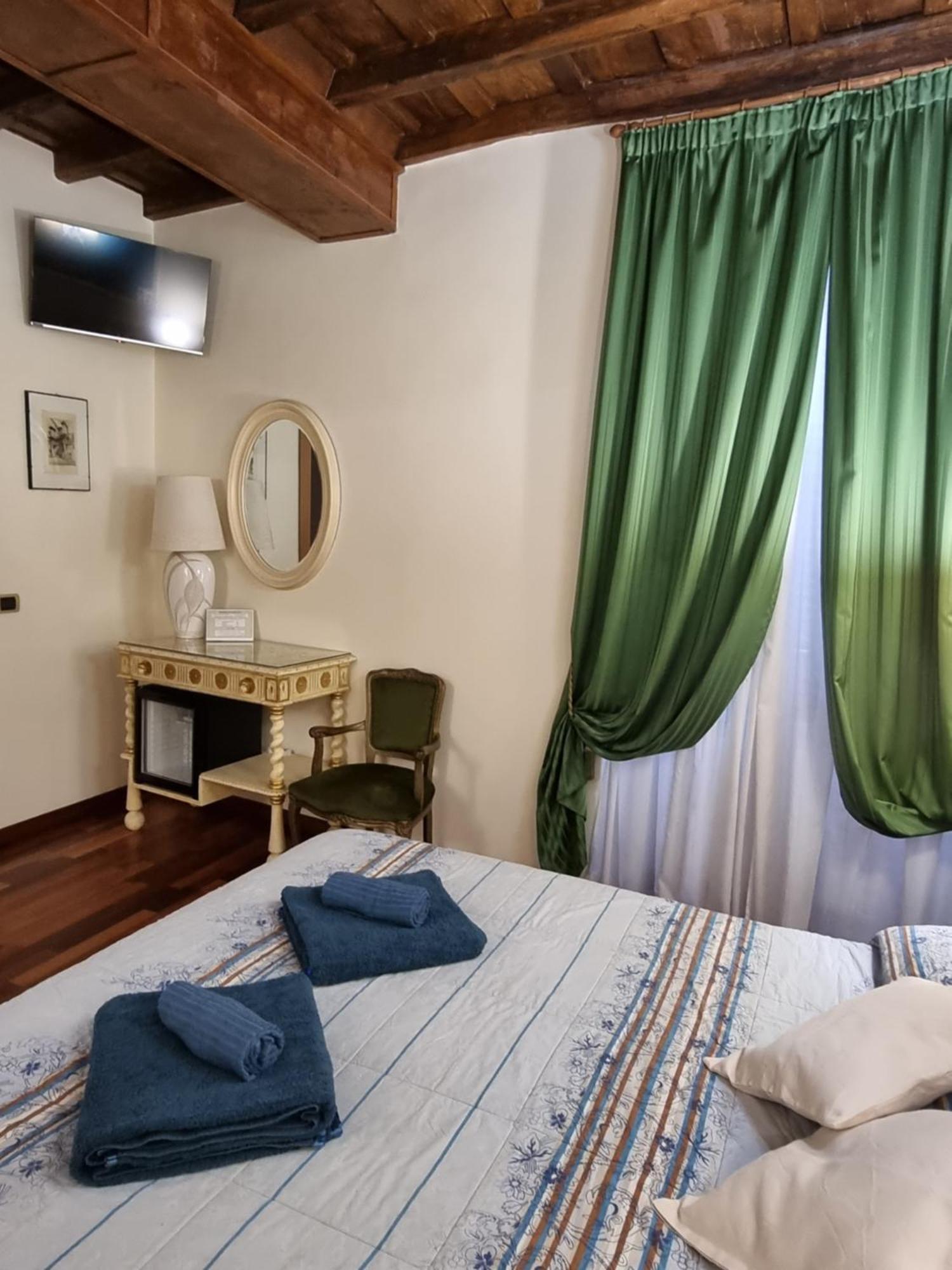 Diapason Colosseo Couette-café 2*
